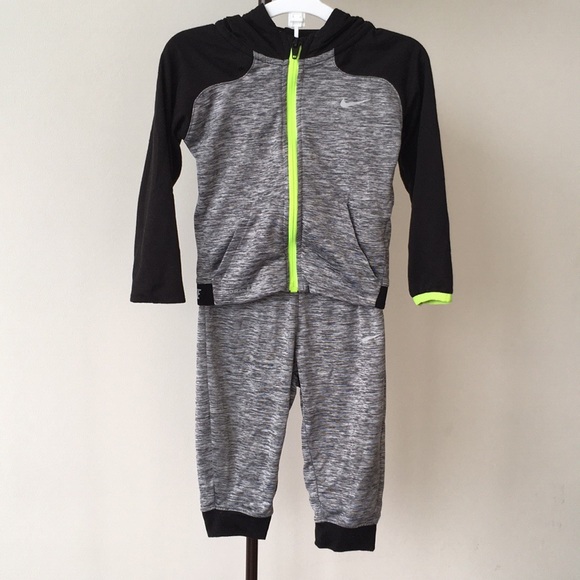toddler grey nike tracksuit